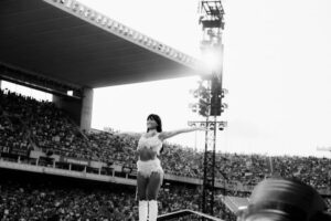 HACE HISTORIA CON UN SOLD OUT EN EL  ESTADIO OLÍMPICO DE BARCELONA  Y SE CONSOLIDA COMO ICONO GLOBAL DEL POP 5