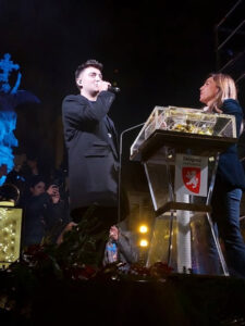 ¡JUANJO BONA ILUMINA EL CORAZÓN DE LA NAVIDAD EN ZARAGOZA!