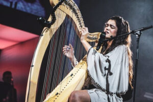 PAMPLONA SE RINDE ANTE AMAIA EN LA PRIMERA FECHA DE SU GIRA DE ARENAS 1