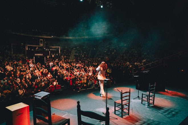 MADRID SE RINDE ANTE ISRAEL FERNÁNDEZ Y SU ESPECTÁCULO "DE ORO Y MARFIL"