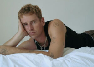 DEL AMOR AL DESAMOR SIN FILTROS: ASÍ SUENA LOVERBOY, EL ÁLBUM DEBUT DE HENRY SEMLER 1