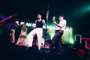 JAVI CHAPELA ARRANCA FUTUROS PROPÓSITOS TOUR CON UN  SOLD-OUT MAGNÉTICO EN MADRID 2