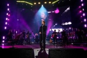 RAPHAEL INAUGURA SU GIRA AMERICANA CON UN ROTUNDO ÉXITO Y DOS NOCHES SOLD OUT EN EL AUDITORIO NACIONAL DE MÉXICO 1